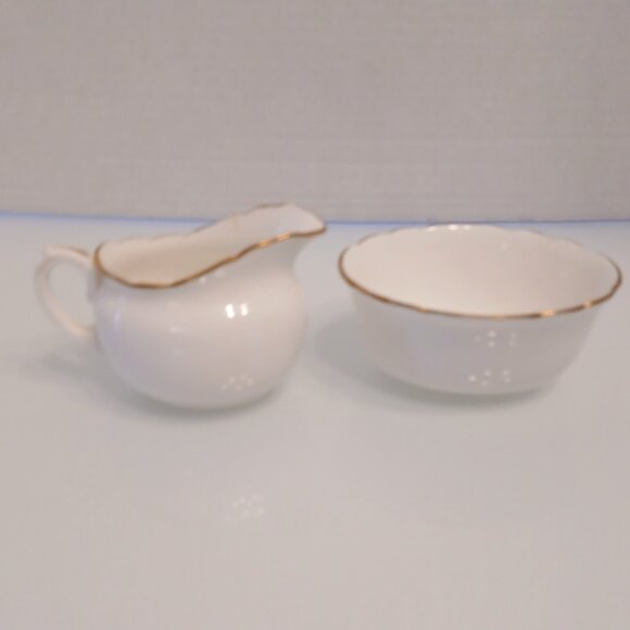 Vintage Royal Doulton Cream And Sugar Set Rotorua Birds With Ship Crest - Picture 5 of 8